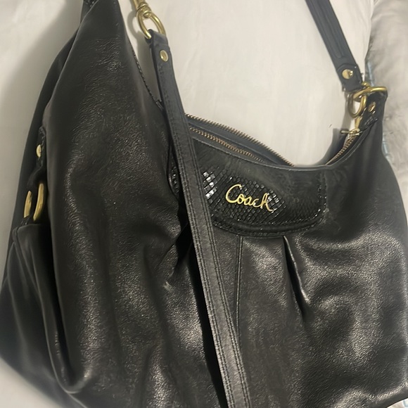 Gently Used Coach Crossbody - Picture 2 of 4